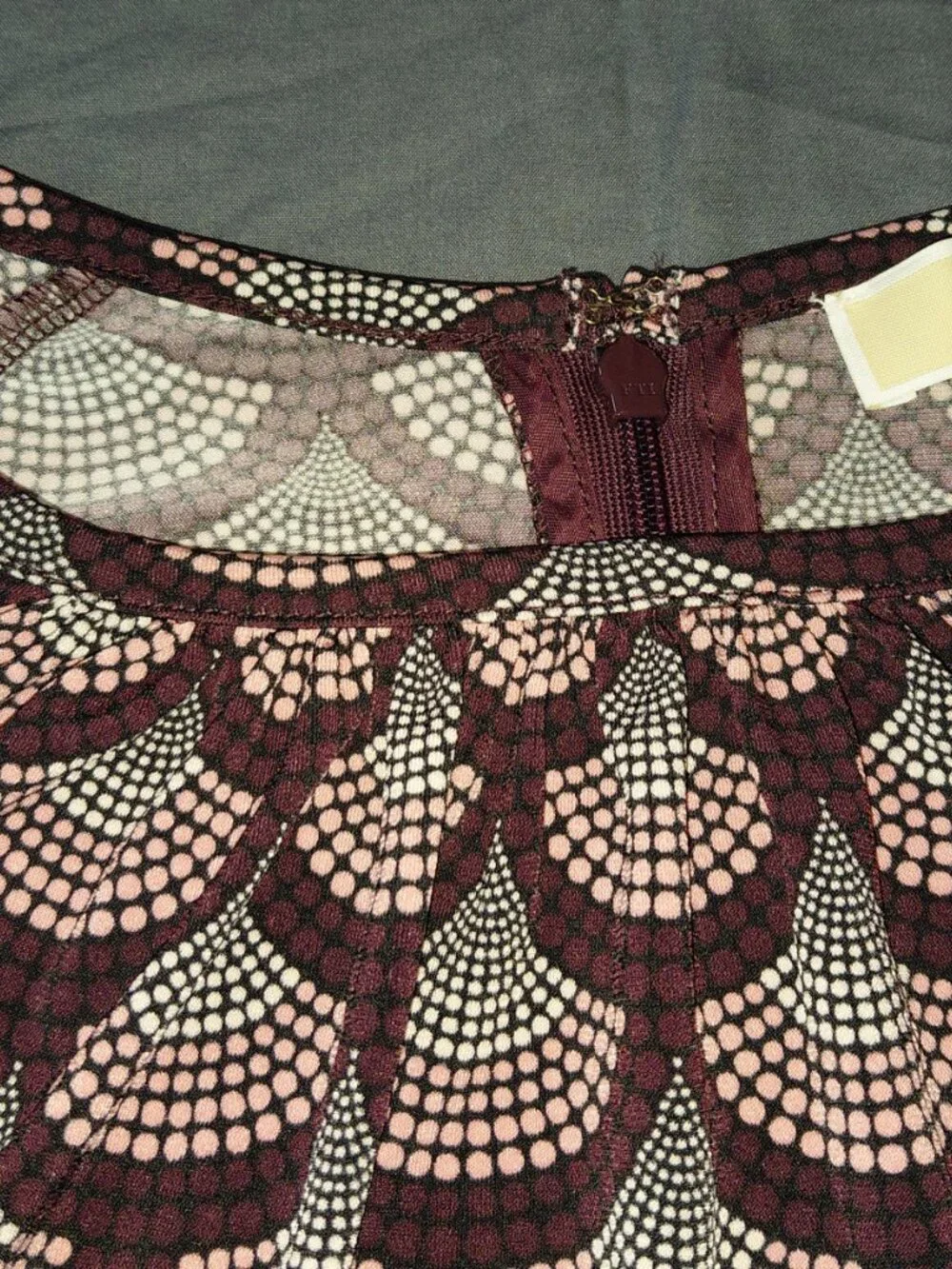 Michael Kors Swing Dress Black Maroon Cream Scallop Design Size Medium